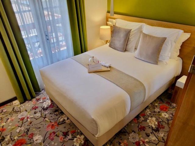 Hotel Berria Hasparren Buitenkant foto