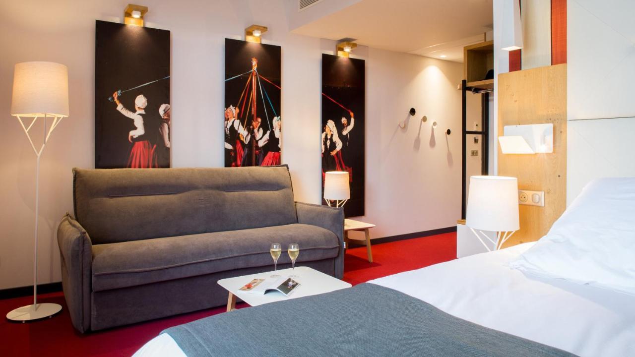 Hotel Berria Hasparren Buitenkant foto